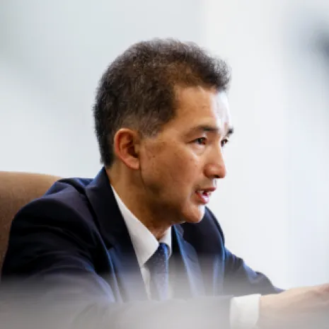 石井 芳明氏